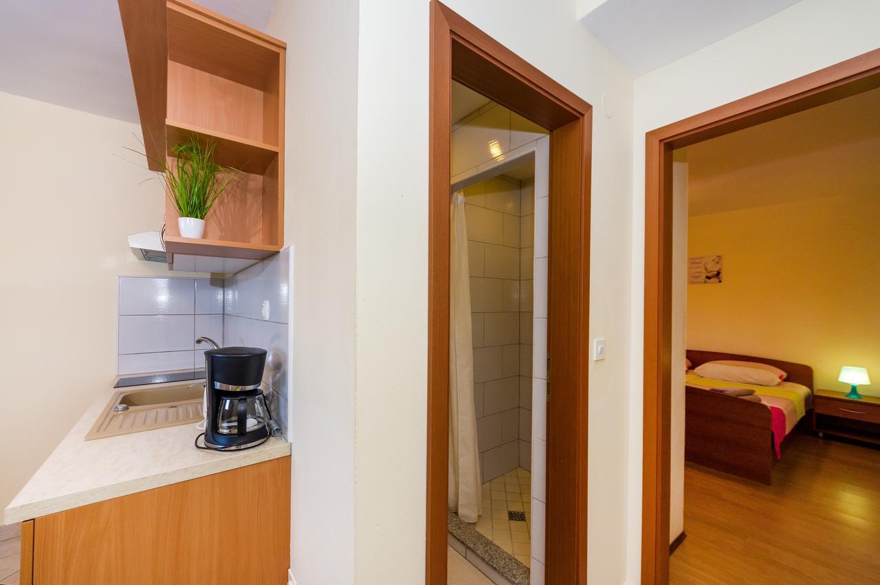 Apartment Nin - Vrsi At The Beach المظهر الخارجي الصورة