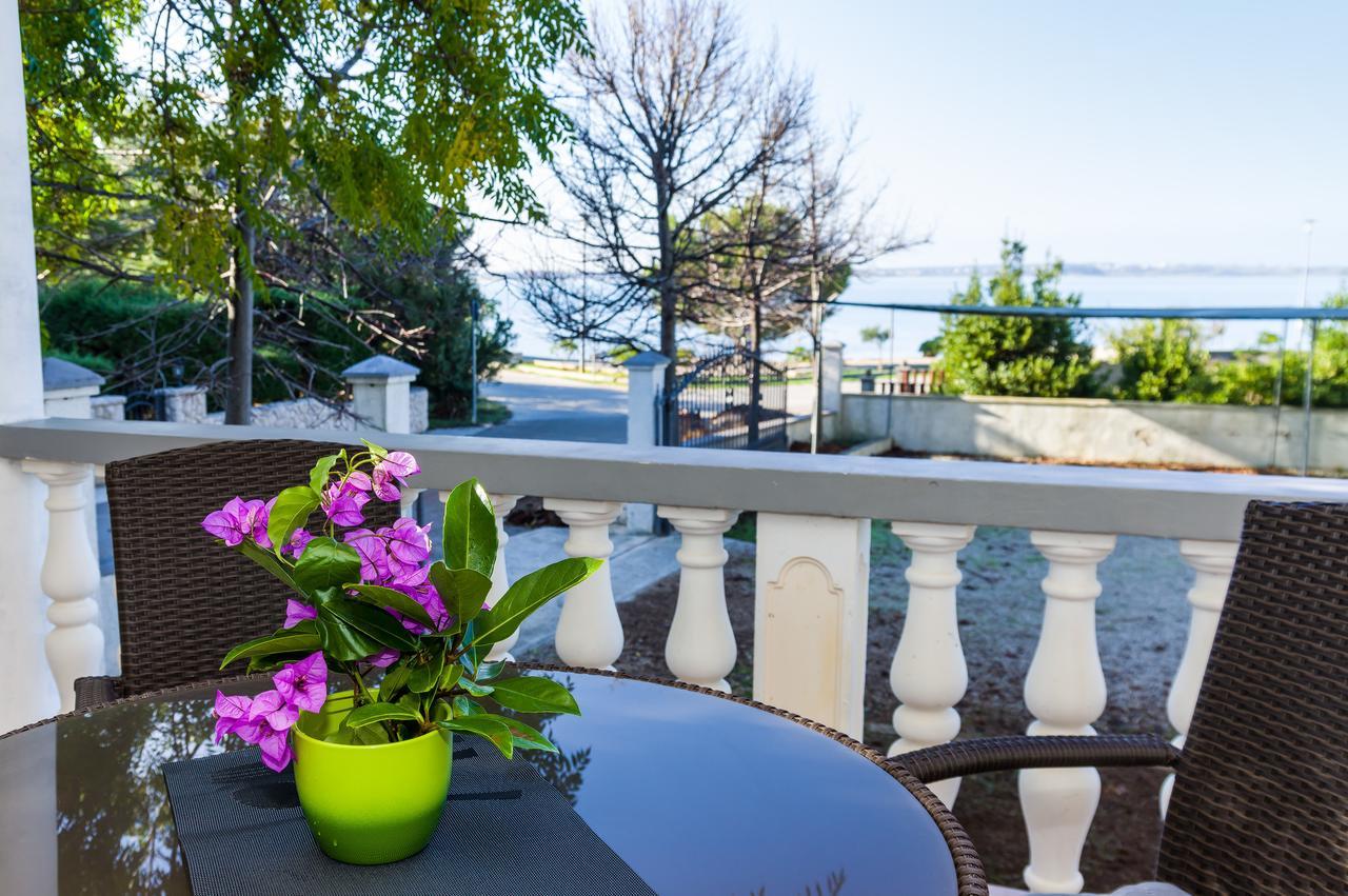 Apartment Nin - Vrsi At The Beach المظهر الخارجي الصورة